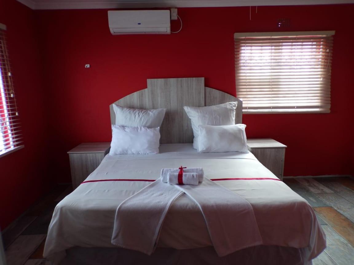 Khaya B&B Litha Park Cape Town Exterior photo